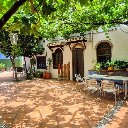 La Casa De *