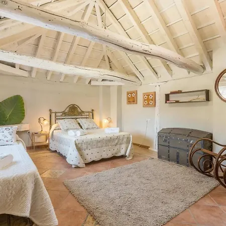 بيت للعطل La Casa De *