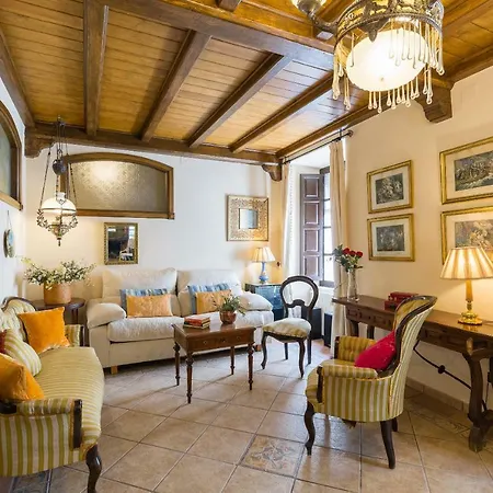 La Casa De